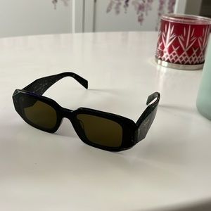 New Prada PRADA
Dark Brown Rectangular Ladies Sunglasses
PR 17WSF 19D01T 51